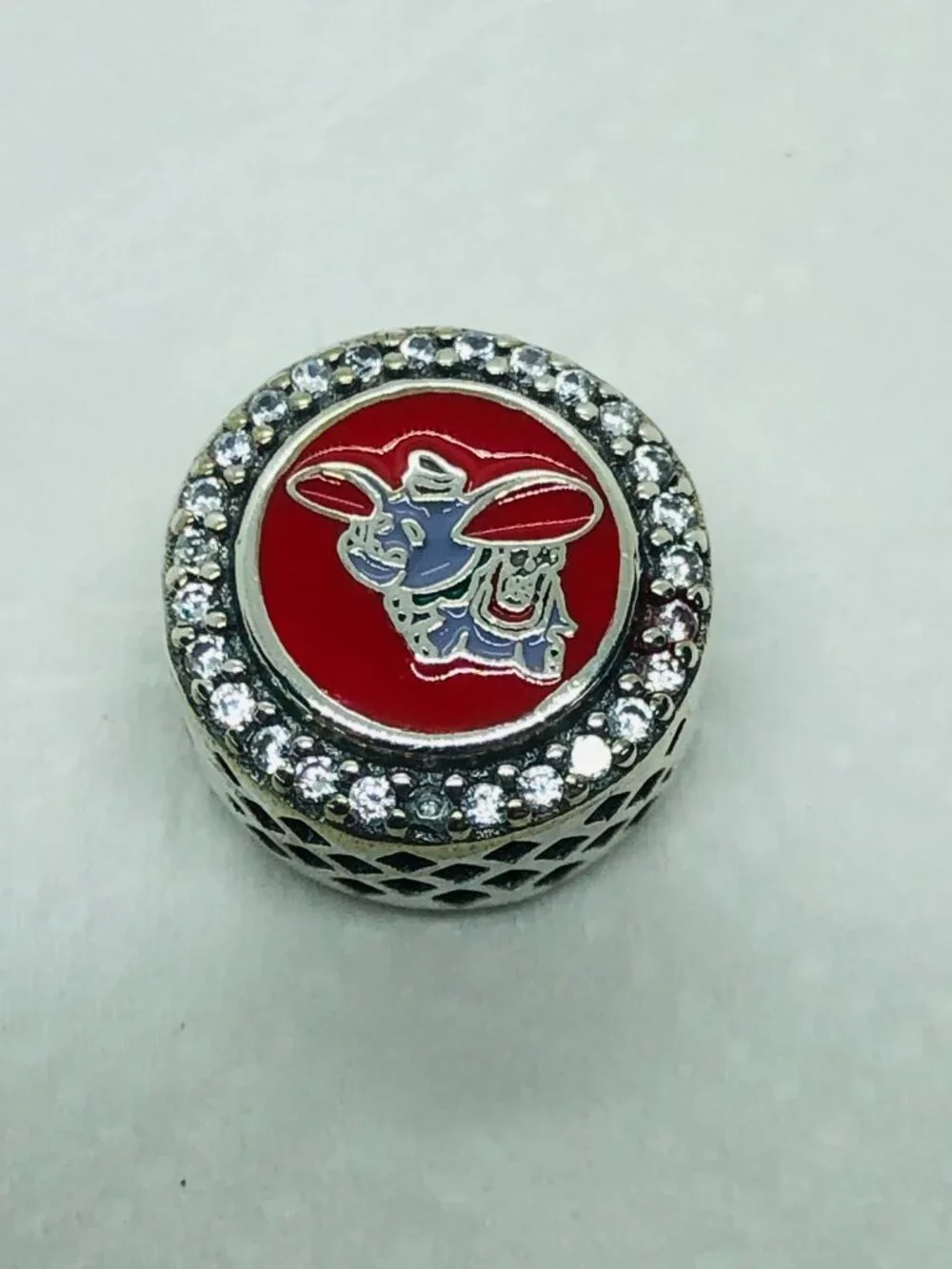 ✨ ✨Disney Park Exclusive Christmas Pandora Charm